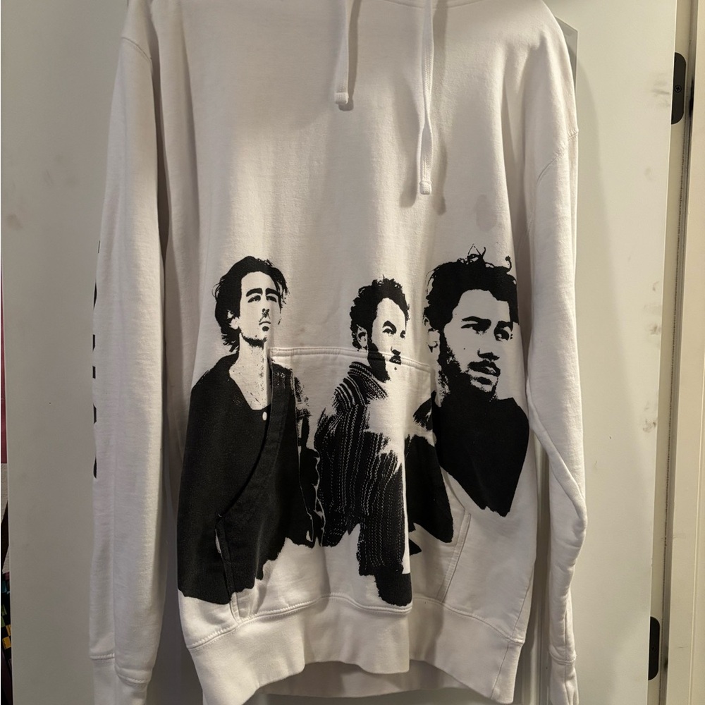 Jonas Brothers Five Albums One Night The Tour White Hoodie Size Large